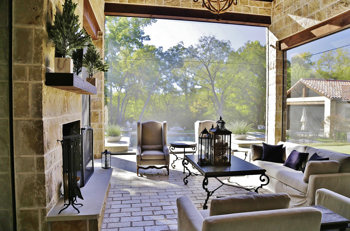 Dallas Motorized Patio Screens, Porch Shades, Retractable Screens Texas